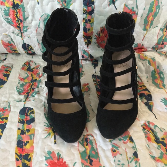 Vince Camuto Suede Gold button block black heel - Picture 2 of 4